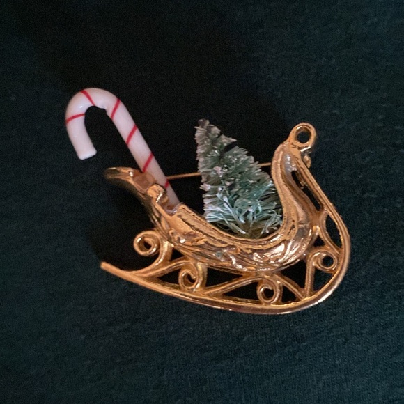 Vintage Sleigh Christmas Brooch Pin - Picture 12 of 16